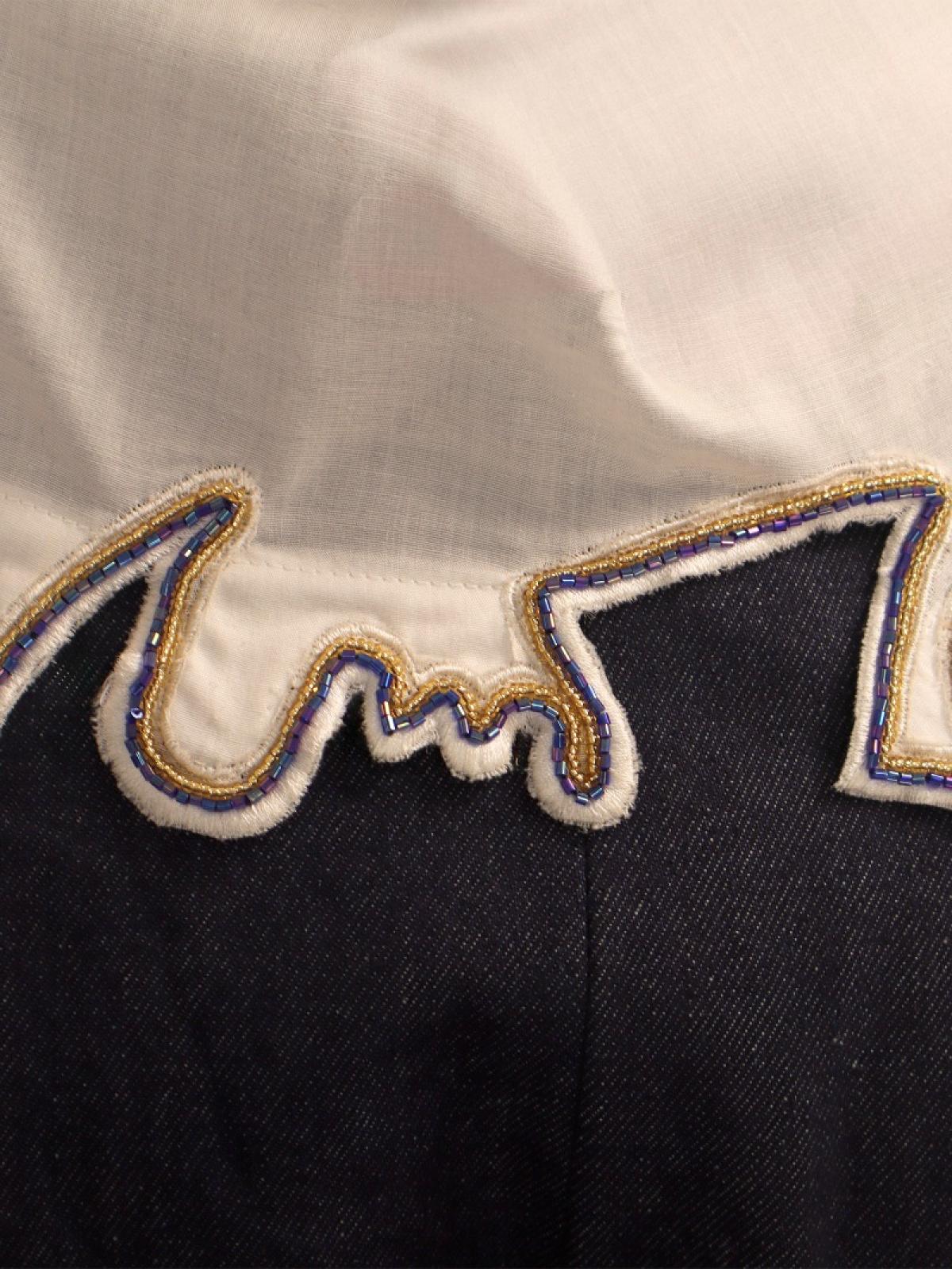 Midnight Bloom detail